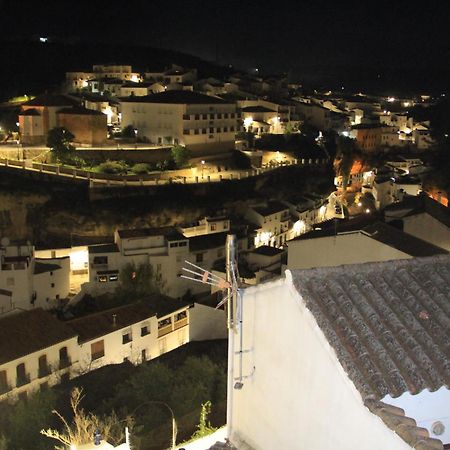 Апартаменты Atico De La Miel Setenil De Las Bodegas Экстерьер фото